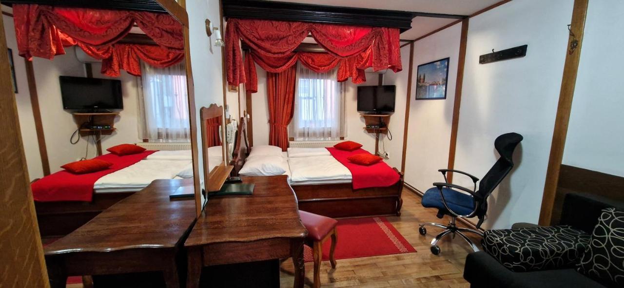 סלאבונסקי ברוד Hotel Garten מראה חיצוני תמונה