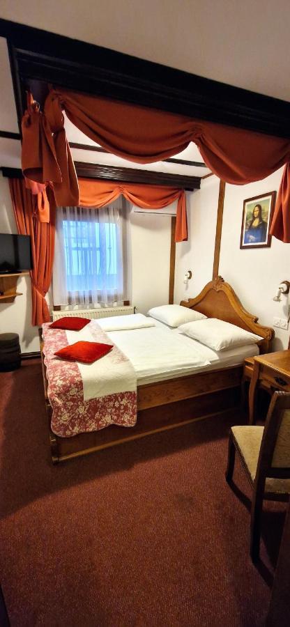 סלאבונסקי ברוד Hotel Garten מראה חיצוני תמונה