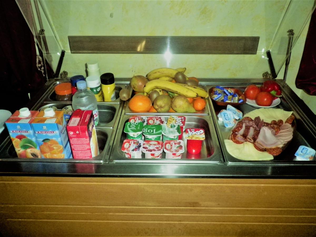סלאבונסקי ברוד Hotel Garten מראה חיצוני תמונה