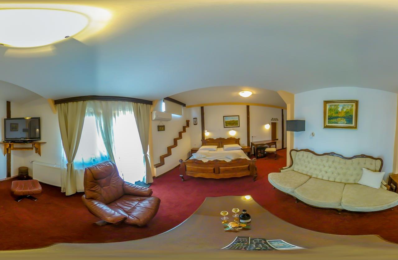 סלאבונסקי ברוד Hotel Garten מראה חיצוני תמונה