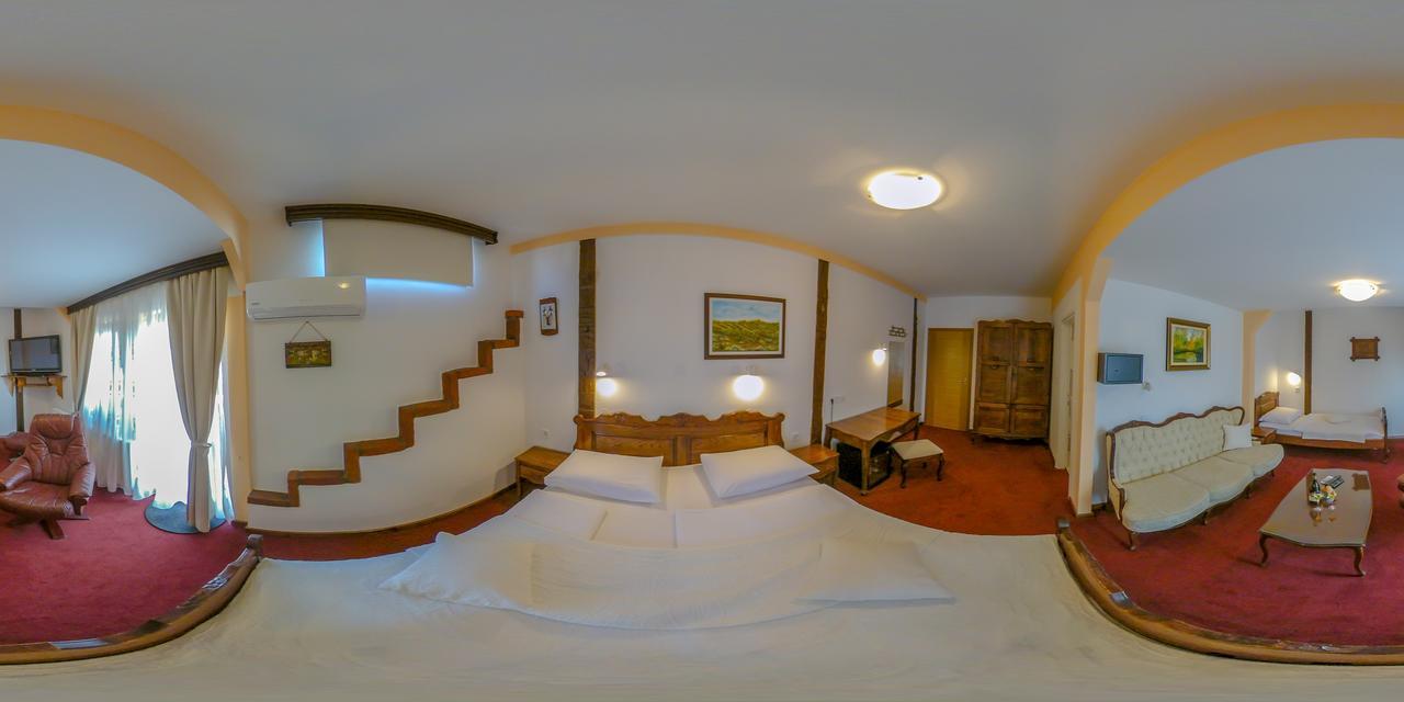סלאבונסקי ברוד Hotel Garten מראה חיצוני תמונה