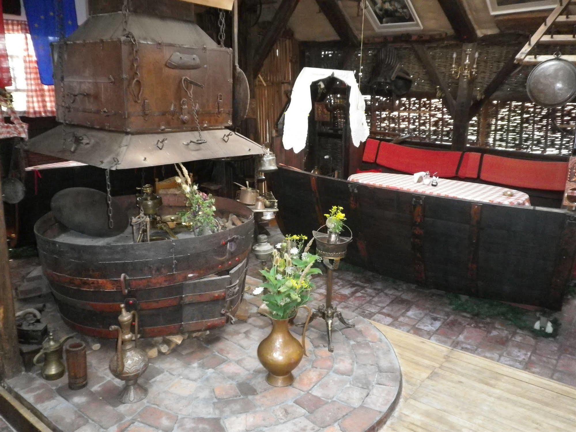 סלאבונסקי ברוד Hotel Garten מראה חיצוני תמונה
