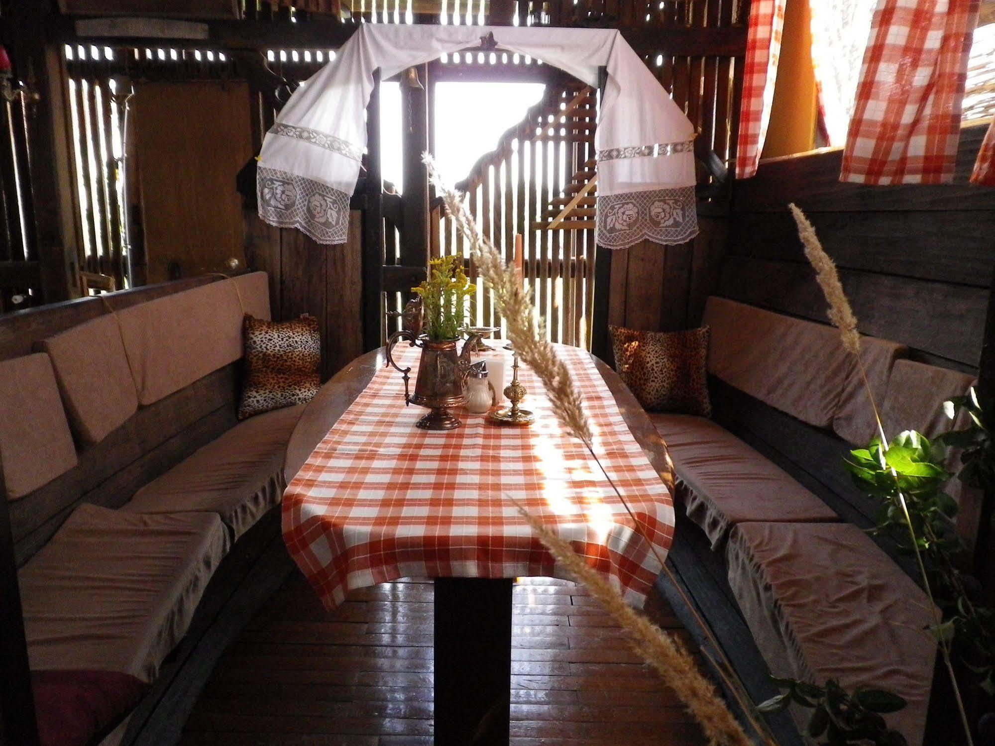 סלאבונסקי ברוד Hotel Garten מראה חיצוני תמונה
